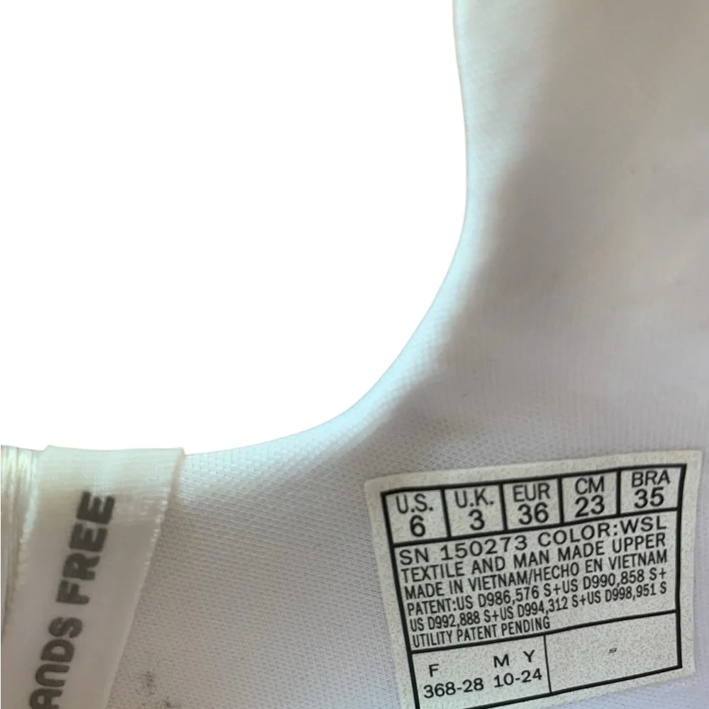 Skechers Women's White Slip-On Athletic Shoe Sz 6 - Picture 7 of 9